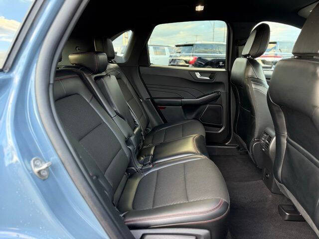 2025 Ford Escape Hybrid ST-Line Select