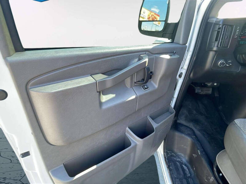2020 Chevrolet Express 2500