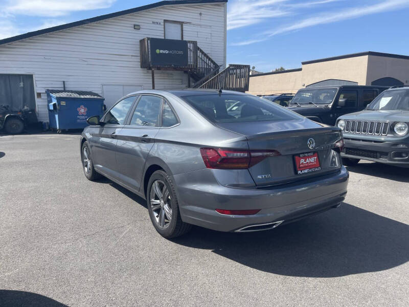 2019 Volkswagen Jetta R-Line