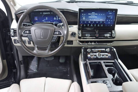 2022 Lincoln Navigator L Reserve