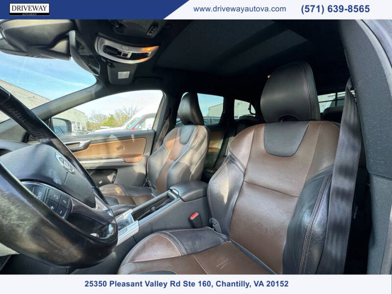 2016 Volvo XC60 T5 Premier