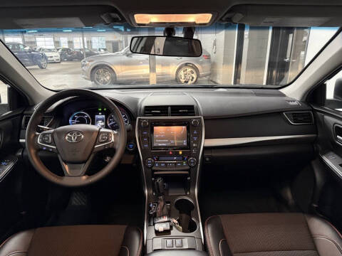 2016 Toyota Camry Hybrid SE