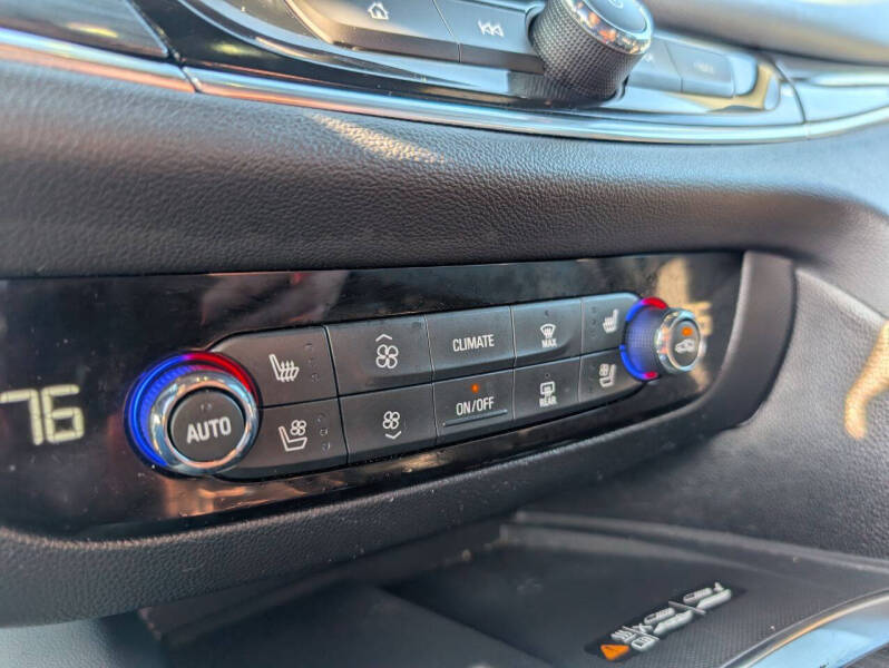 2024 Buick Enclave Premium