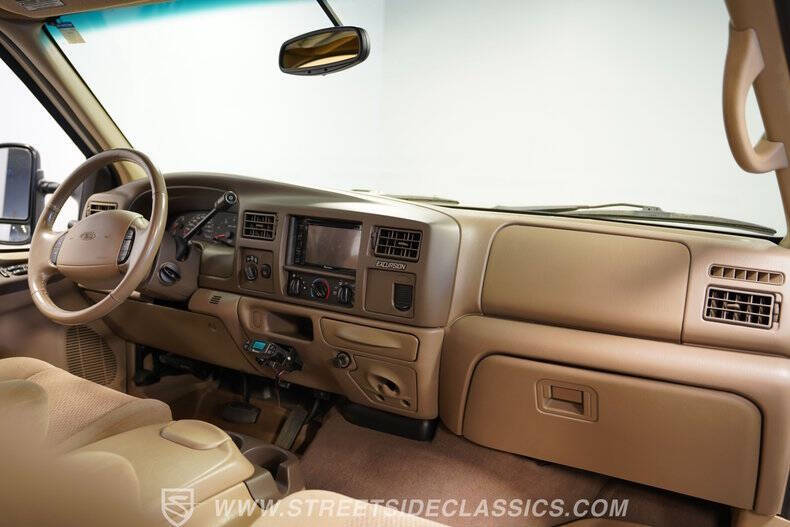 2002 Ford Excursion XLT
