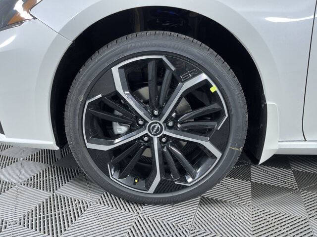 2025 Nissan Altima 2.5 SR