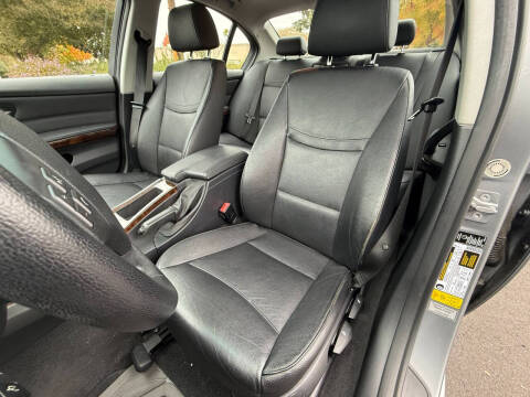 2011 BMW 3 Series 328i