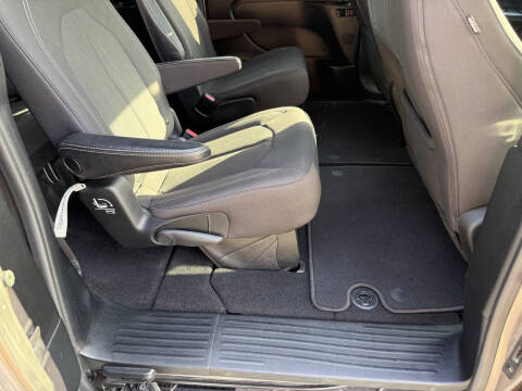 2018 Chrysler Pacifica Touring Plus
