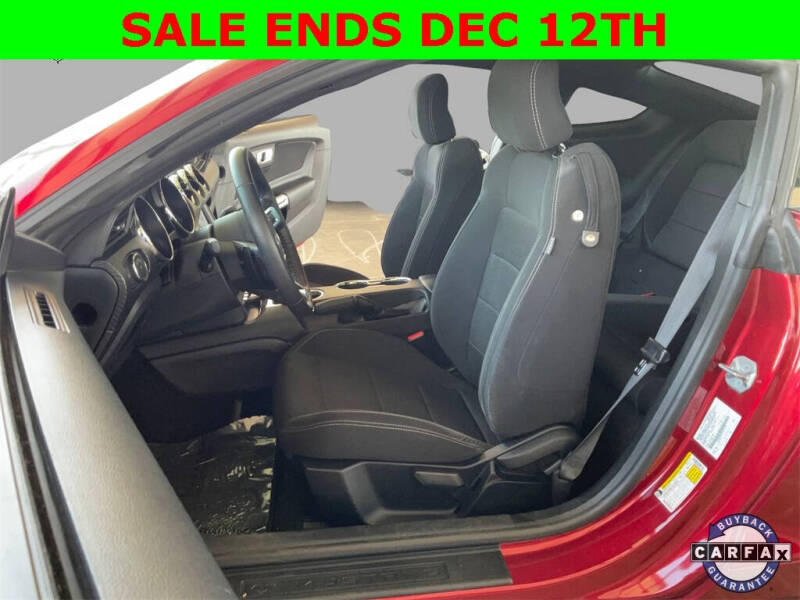 2017 Ford Mustang V6