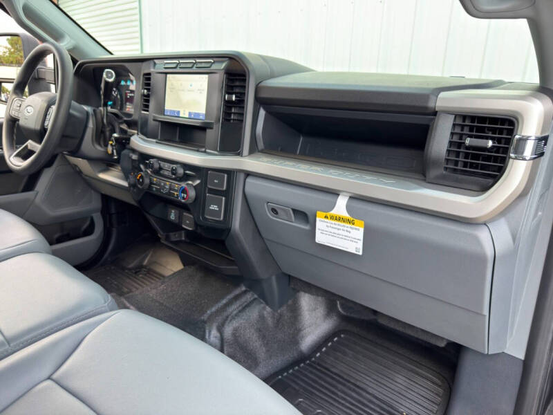 2024 Ford F-350 Super Duty XLT