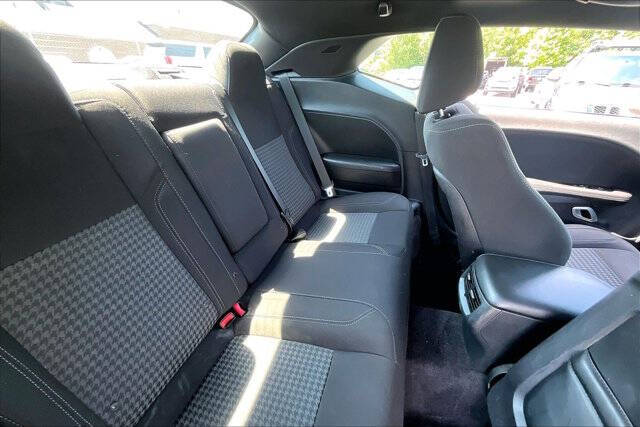 2015 Dodge Challenger SXT