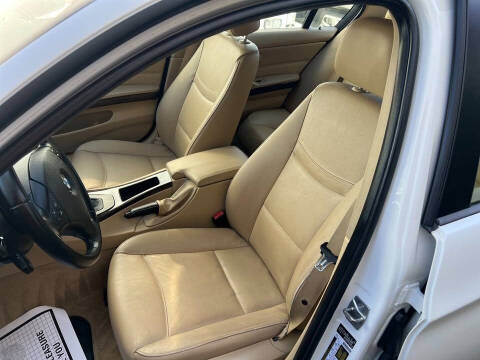 2011 BMW 3 Series 328i