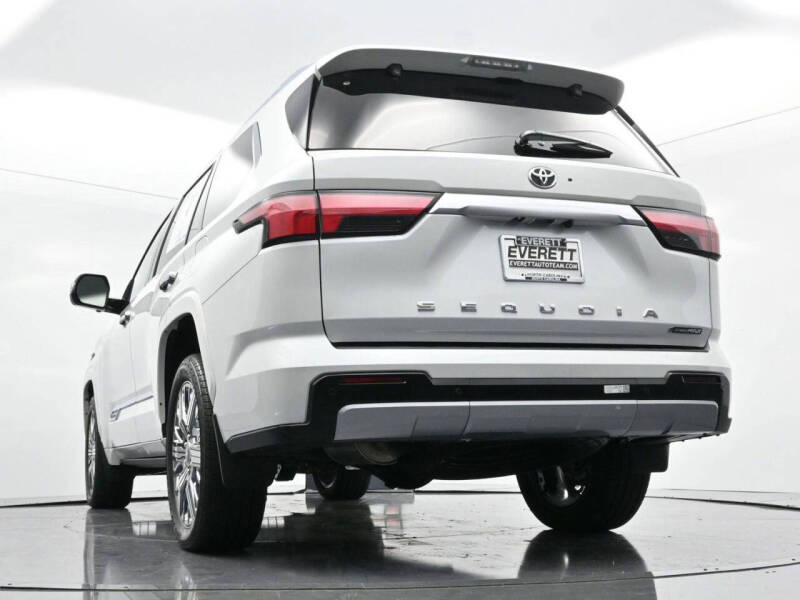 2025 Toyota Sequoia Capstone