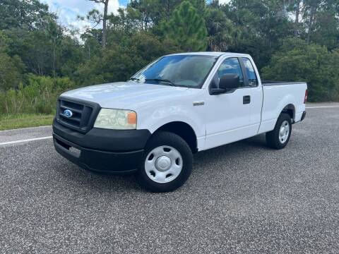 2006 Ford F-150 for sale at VICTORY LANE AUTO SALES in Port Richey FL