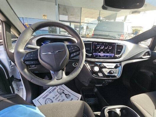 2022 Chrysler Pacifica Touring