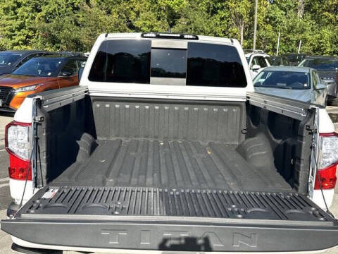 2024 Nissan Titan SV