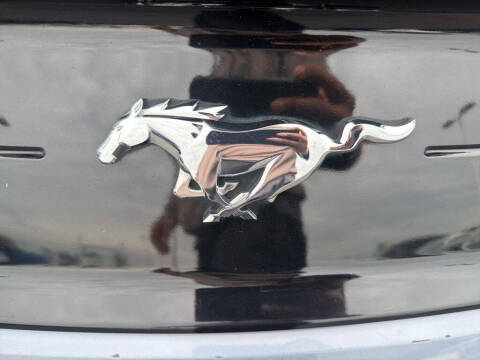 2022 Ford Mustang EcoBoost Premium