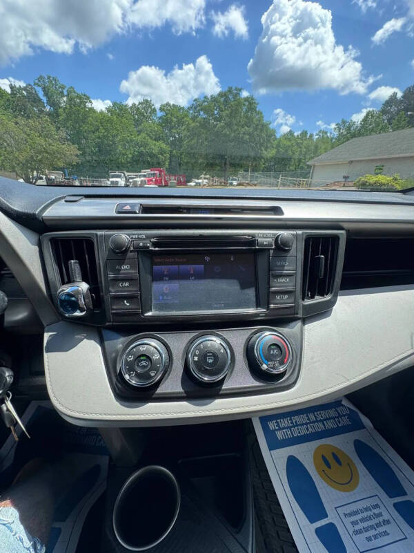 2015 Toyota RAV4 LE