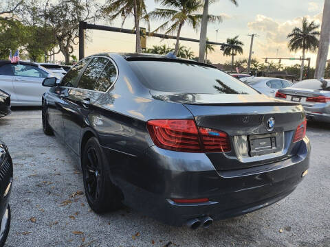 2016 BMW 5 Series 528i