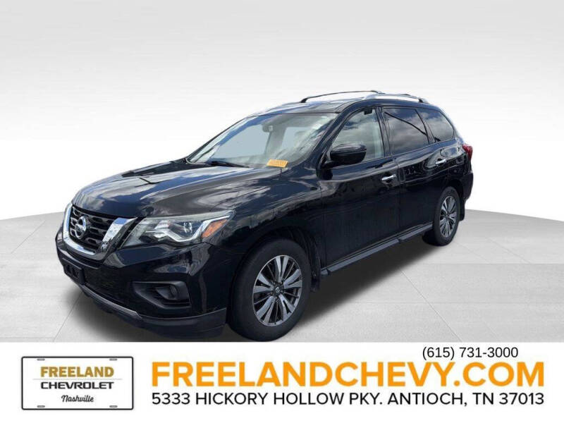 2017 Nissan Pathfinder SV