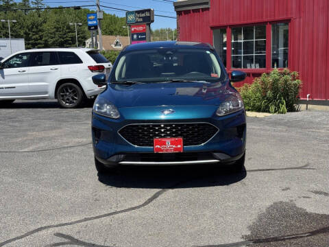 2020 Ford Escape SE