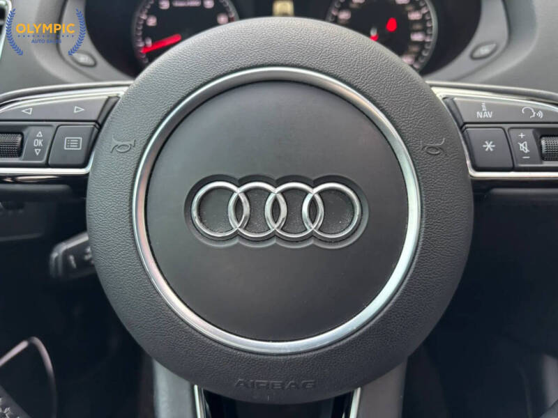 2015 Audi Q3 2.0T quattro Prestige