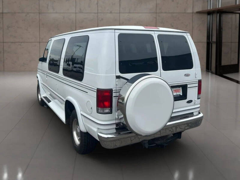 2008 Ford E-Series E-250 SD