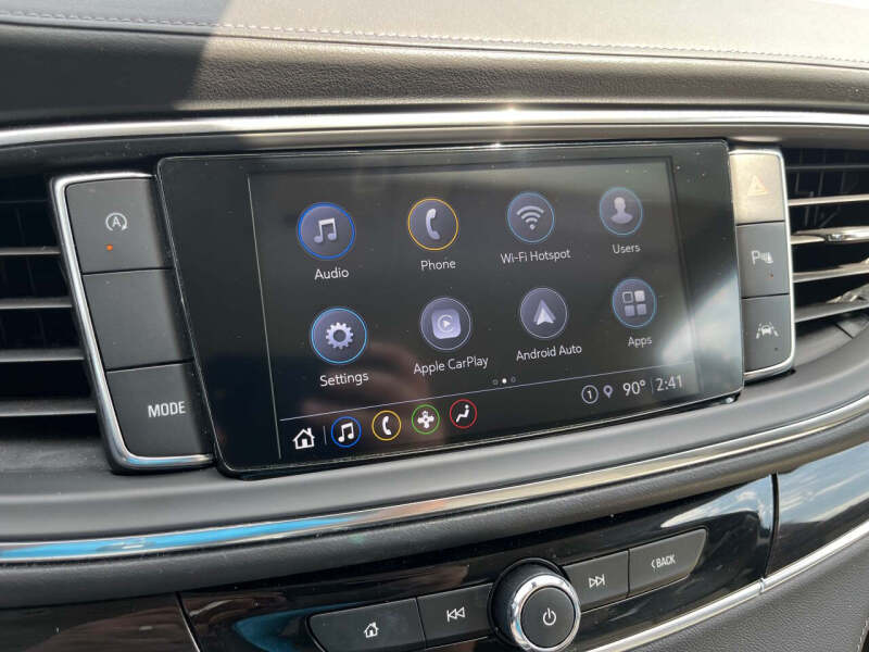 2024 Buick Enclave Essence
