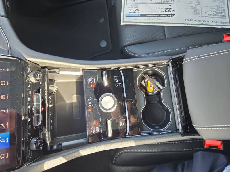 2025 Jeep Grand Cherokee Overland