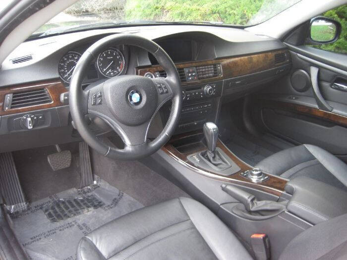 2011 BMW 3 Series