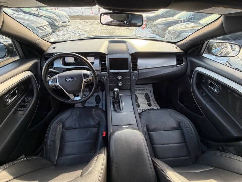 2017 Ford Taurus SEL