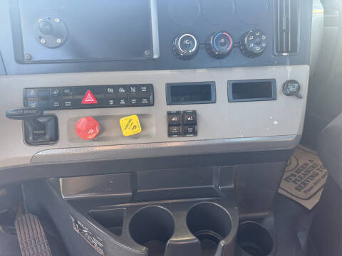 2020 Freightliner Cascadia