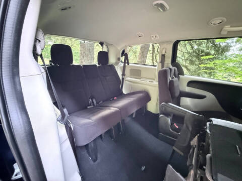 2014 Dodge Grand Caravan American Value Package