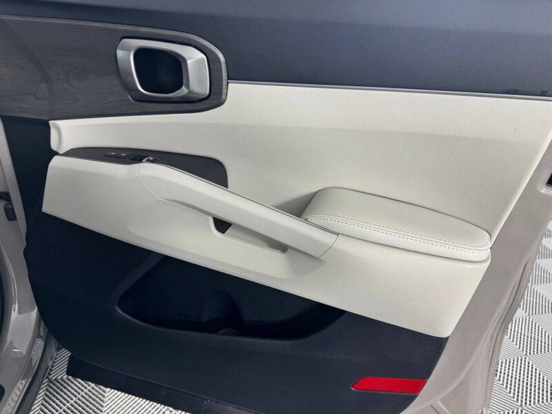 2024 Kia Sorento X-Line EX