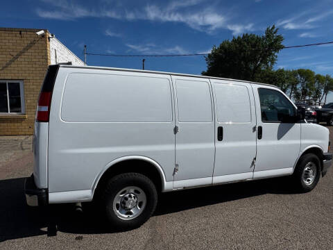 2019 Chevrolet Express 2500