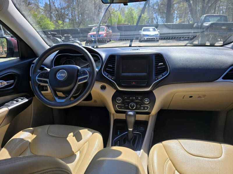 2019 Jeep Cherokee Latitude