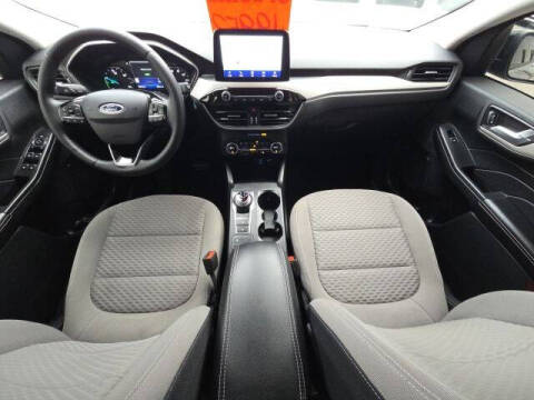 2021 Ford Escape Hybrid SE