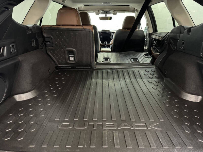 2020 Subaru Outback Touring XT