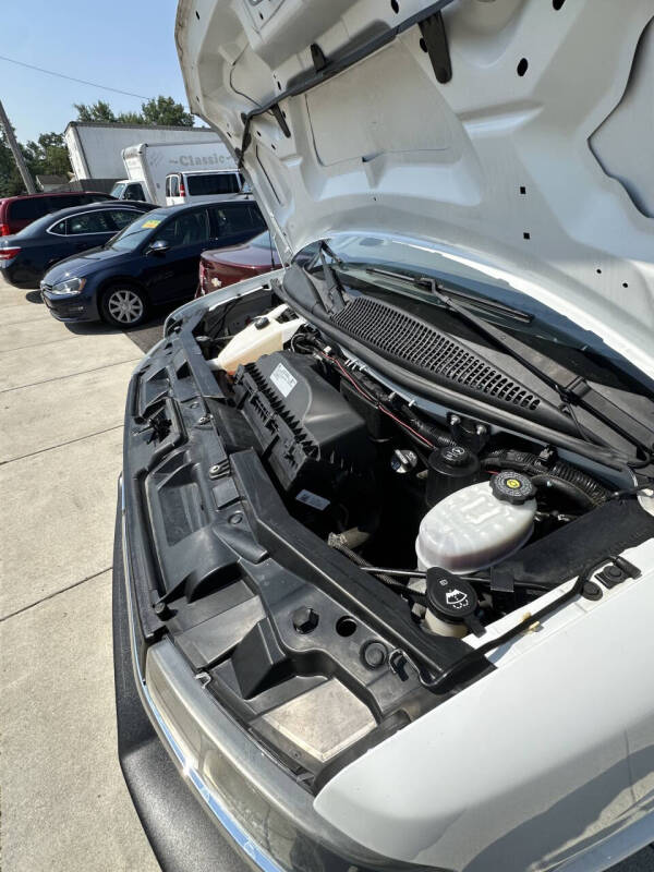 2021 Chevrolet Express 2500