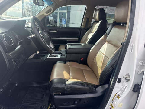 2014 Toyota Tundra SR5