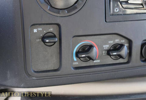 2014 Ford E-Series E-450 SD