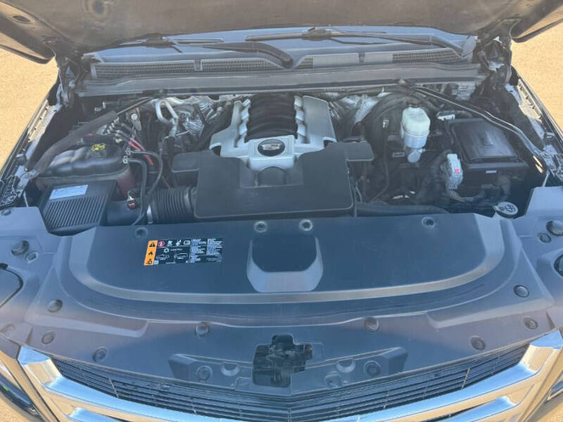 2017 Cadillac Escalade Luxury