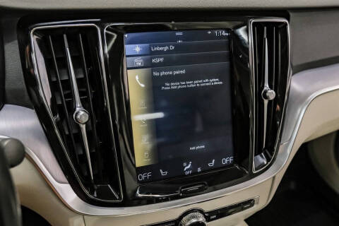 2019 Volvo S60 T5 Momentum