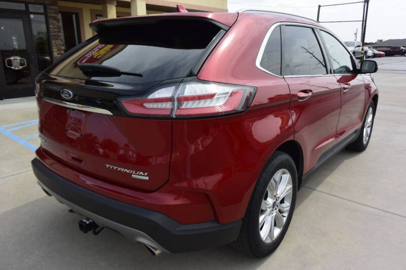 2020 Ford Edge Titanium