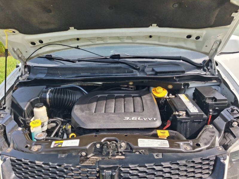 2017 Dodge Grand Caravan SE