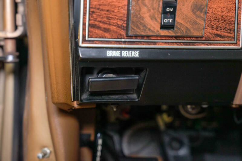 1977 Oldsmobile Cutlass Supreme