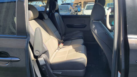 2015 Kia Sedona