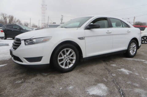 2013 Ford Taurus SE
