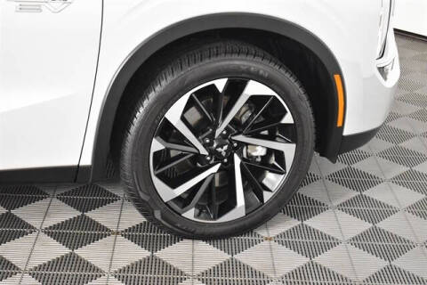 2024 Mitsubishi Outlander PHEV SE