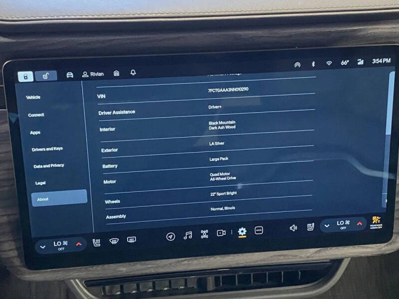 2022 Rivian R1T Adventure