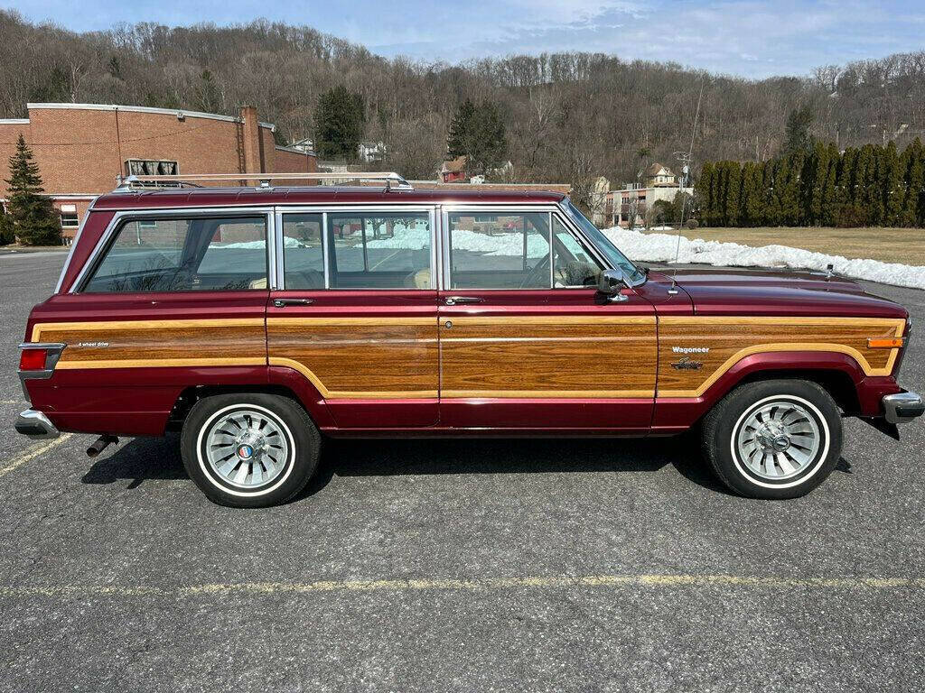 1981 Jeep Wagoneer 8